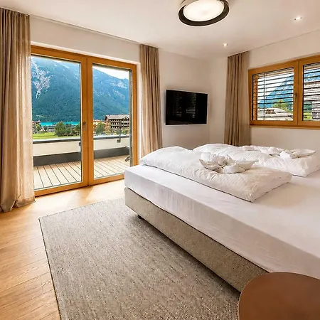 Seeblick Dristenkopf - Opening August 26 * ペルティサウ